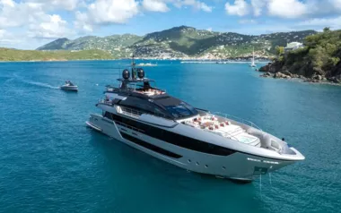 Tasty Waves by Riva – Private Superyacht Charter in the Turks and Caicos
