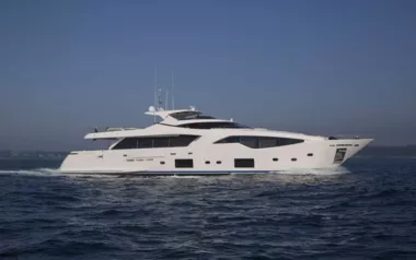 Alandrea by Ferretti – Private Superyacht Charter in Virgin Gorda