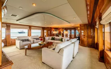 Lisa Mi Amore by Christensen – Private Superyacht Charter in Virgin Gorda