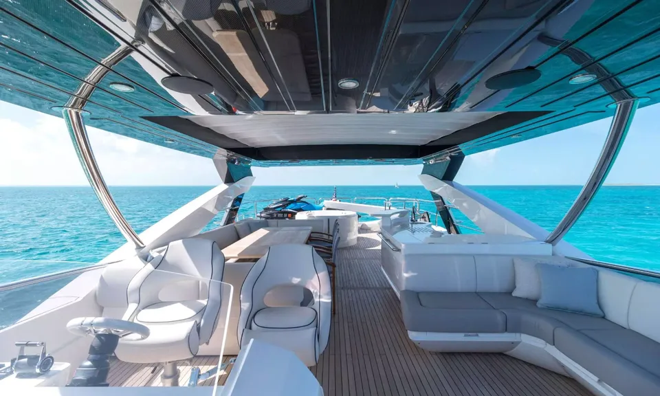 Synergy, 2017 Sunseeker 86 Yacht, photo 6