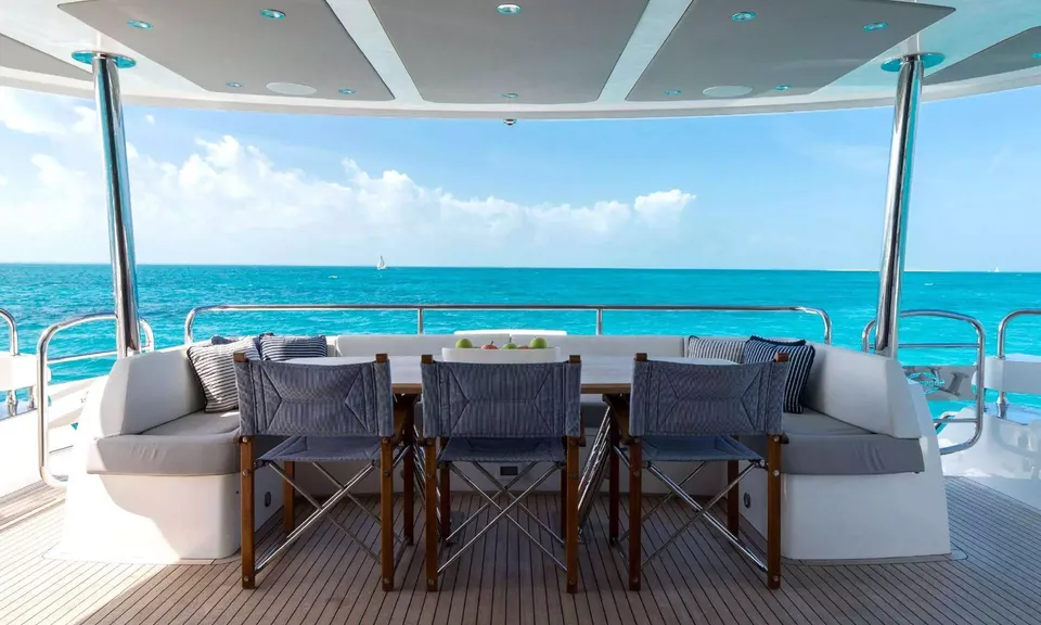 Synergy, 2017 Sunseeker 86 Yacht, photo 9
