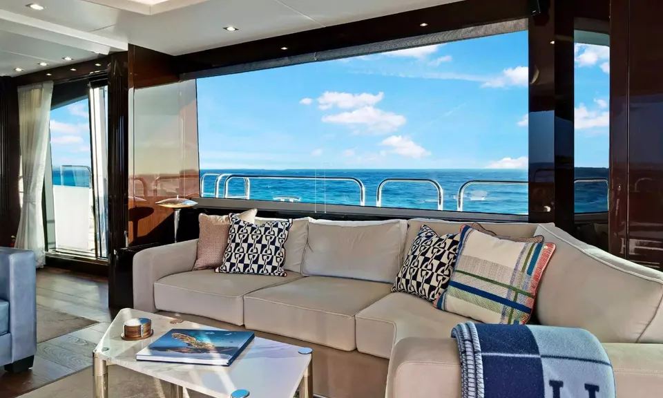 Synergy, 2017 Sunseeker 86 Yacht, photo 13