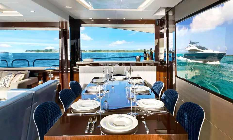 Synergy, 2017 Sunseeker 86 Yacht, photo 14