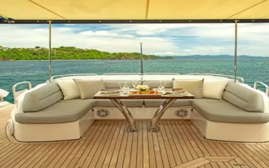 Costasol by Sunseeker – Private Motor Yacht Charter in Santa Catalina