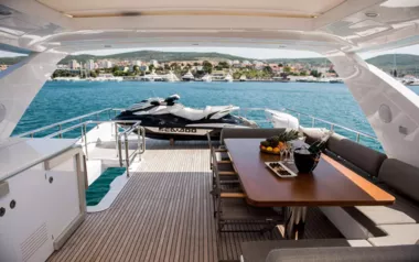 Alyss by Azimut – Private Motor Yacht Charter in Sibenik