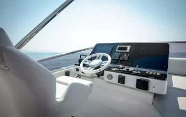 AZ 55 von Azimut – privater Motoryacht Charter in Split
