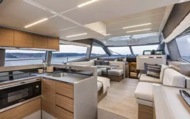 Betty by Ferretti – Private Motor Yacht Charter in Rogoznica
