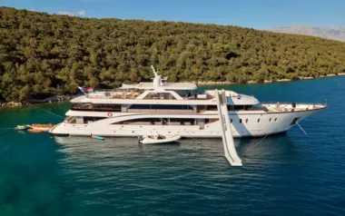 Cristal by Custom Made – Private Motor Yacht Charter in Split