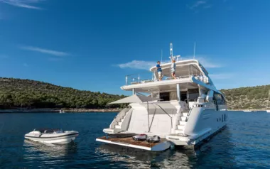 Dawo I by Azimut – Private Motor Yacht Charter in Sibenik