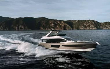 Donna by Azimut – Private Motor Yacht Charter in Sibenik