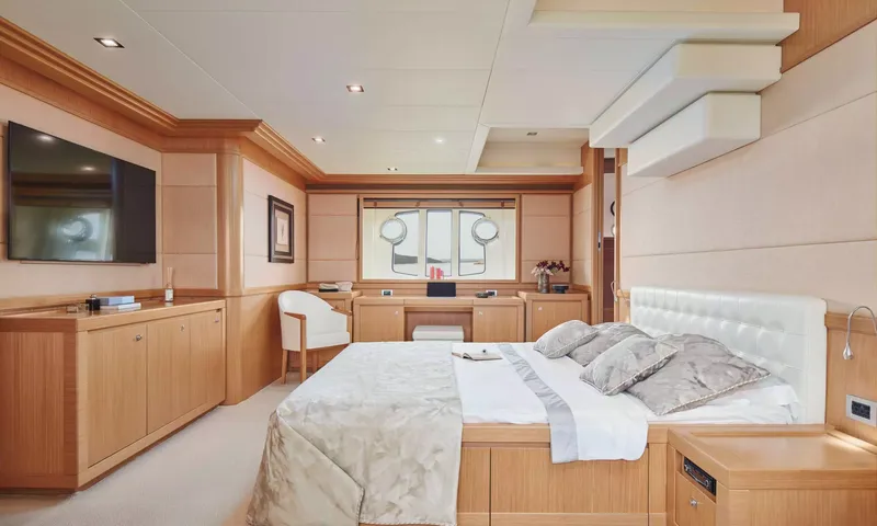 Friend's Boat image 18