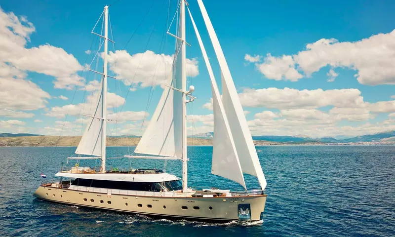 Mar Allure image 19