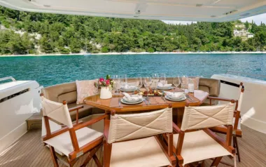 Marino by Ferretti – Private Motor Yacht Charter in Hvar