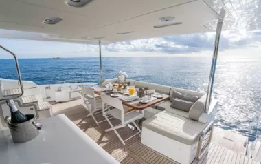 Mineira by Azimut – Private Motor Yacht Charter in Sibenik