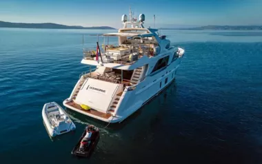 Ocean Drive von Benetti – privater Motoryacht Charter in Split