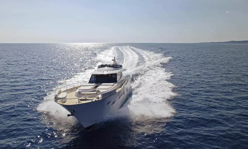 Panta Rei, 2022 Monachus 70 Fly, photo 4