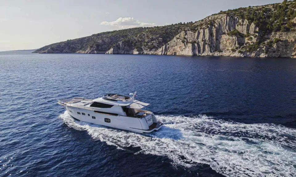 Panta Rei, 2022 Monachus 70 Fly, photo 2