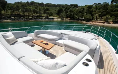 Prewi by Azimut – Private Motor Yacht Charter in Sibenik