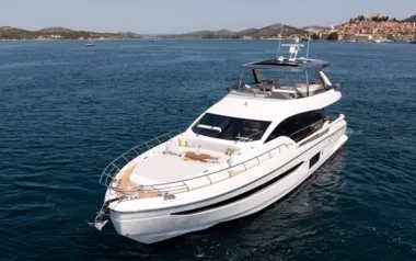 Prewi by Azimut – Private Motor Yacht Charter in Sibenik