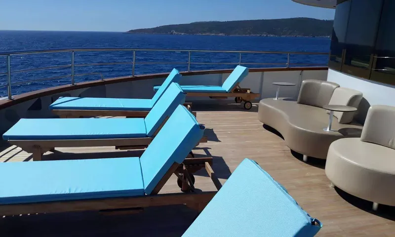 Riva image 19