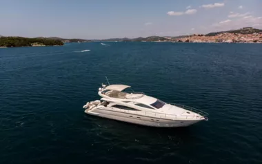 Senza Parola by Aicon – Private Motor Yacht Charter in Sibenik