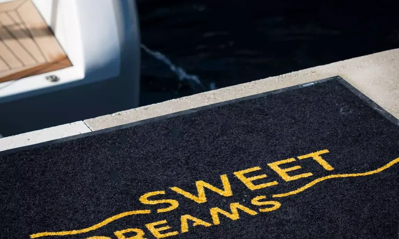 Sweet Dreams – image 8