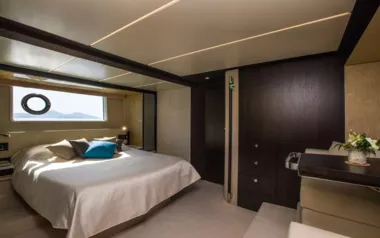 Tamara II by Azimut – Private Motor Yacht Charter in Dubrovnik