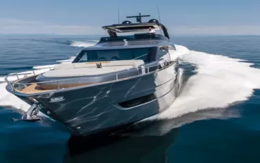 Victoria by Cranchi – Private Motor Yacht Charter in Dubrovnik