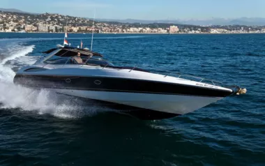 Arturo III by Sunseeker – Private Power Boat Charter in Golfe-Juan