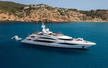 Illusion V by Benetti – Private Superyacht Charter in Corsica
