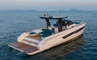 Jolly by Fiart – Private Power Boat Charter in Antibes