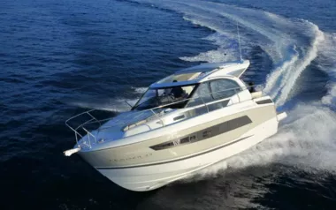 Love by Jeanneau – Private Power Boat Charter in Antibes
