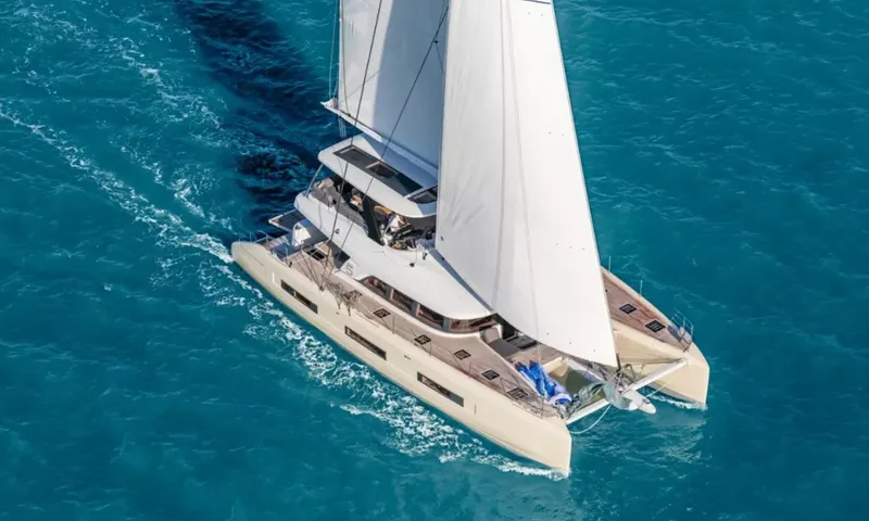 Reve Bleu image 1