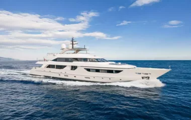 Sosa by Sanlorenzo – Private Superyacht Charter in Nice