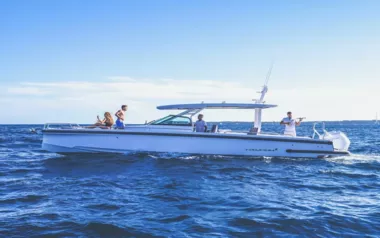 The Dude's by Axopar – Private Power Boat Charter in Golfe-Juan
