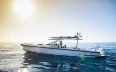 The Dude's by Axopar – Private Power Boat Charter in Golfe-Juan