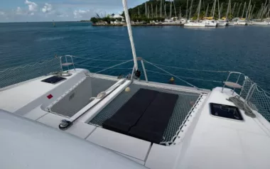 Lagoon 420 by Lagoon – Private Sailing Catamaran Charter in Tahiti
