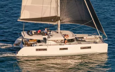 Lagoon 460 by Lagoon – Private Sailing Catamaran Charter in Tahiti