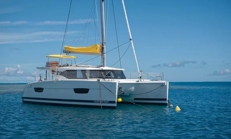 Lucia 400 – image 1