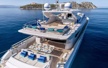 Hakuna Matata by Couach – Private Motor Yacht Charter in Mykonos