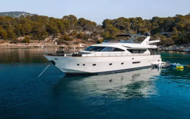Salty by Alalunga – Private Motor Yacht Charter in Greece