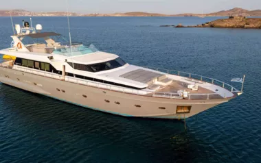 Shiva by Cantieri di Pisa – Private Motor Yacht Charter in Mykonos
