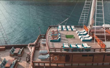 Maj Oceanic by Custom Made – Private Motor Sailer Charter in Bali