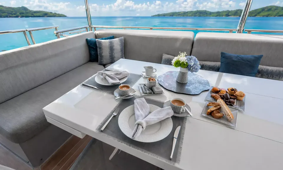 H, 2015 Benetti Fast 140', photo 8