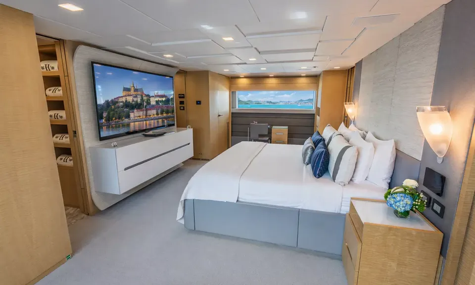 H, 2015 Benetti Fast 140', photo 13