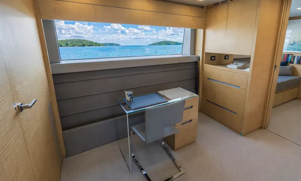 H, 2015 Benetti Fast 140', photo 14