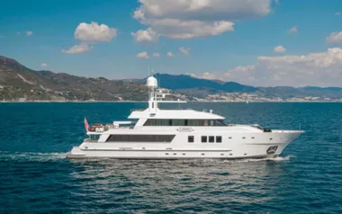Atom by Inace Yachts – Private Motor Yacht Charter in Malta