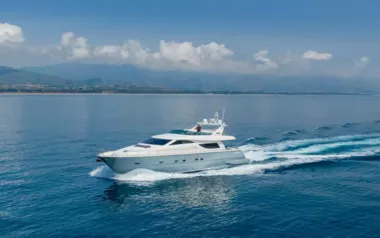 Blue Ice by Uniesse – Private Motor Yacht Charter in Italy