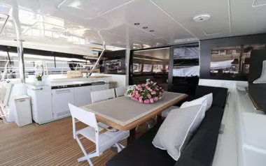 Drago by Lagoon – Private Power Catamaran Charter in Gaeta