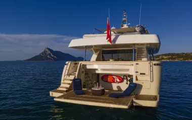 Eolia by Ferretti – Private Motor Yacht Charter in Amalfi